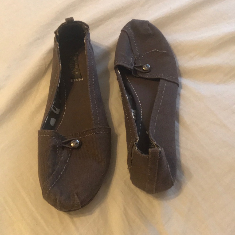 Lightly worn flats